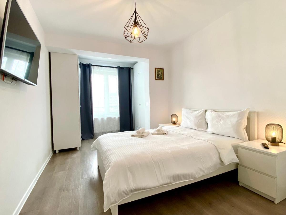 Astoria Apartment - Pet Friendly Brasov Exterior photo